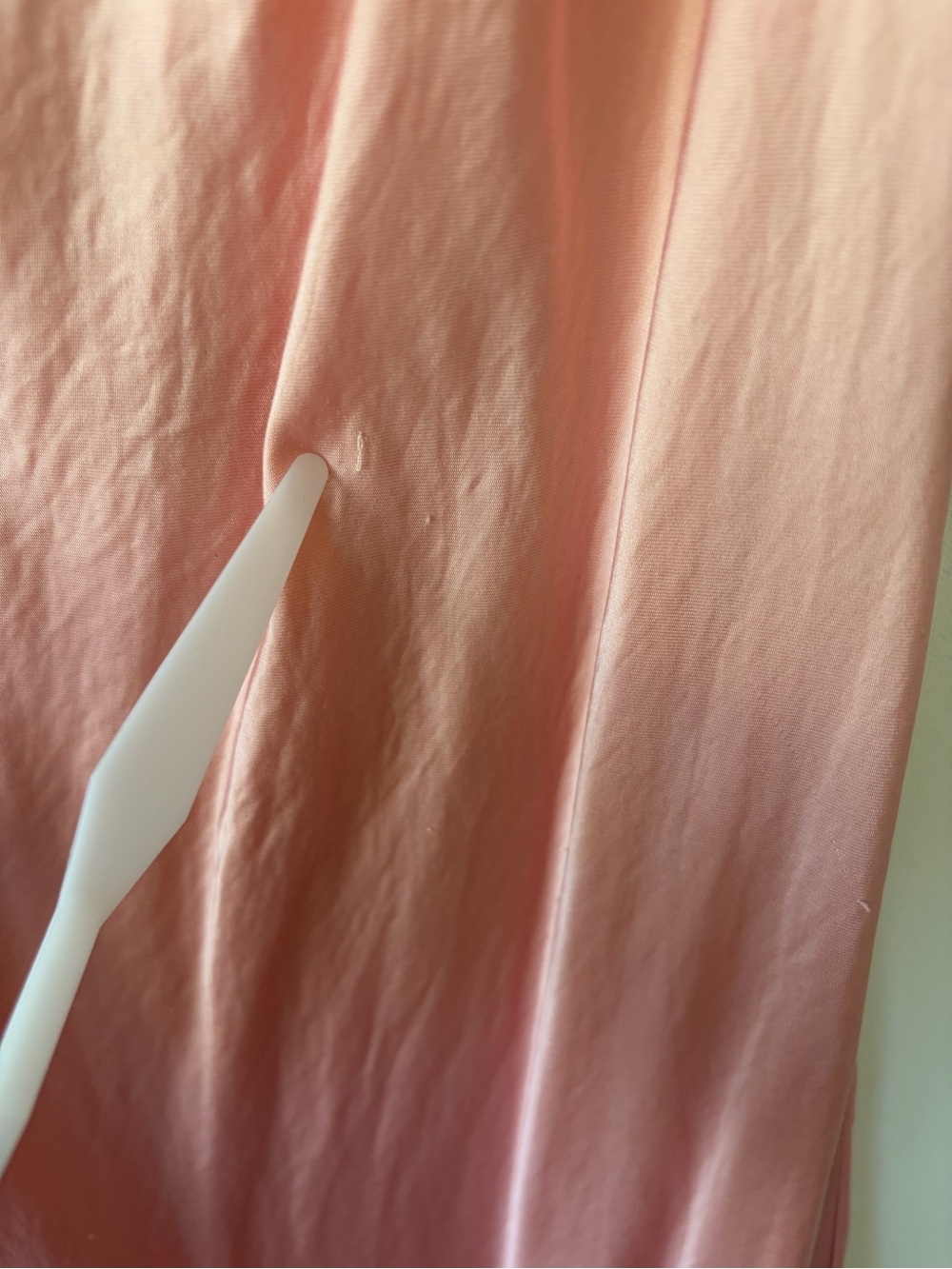 YFB Young Fabulous & Broke Pink Ombre Satin Halter Slip Dress M Midi *READ* - Picture 5 of 7
